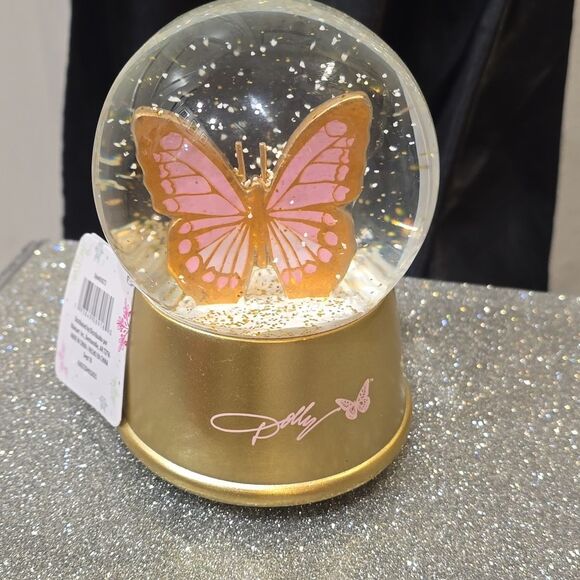 Dolly Parton Butterfly Decorative Musical Snow Globe - Picture 4 of 8